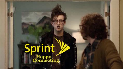 Sprint Framily Plan Tv Spot Gordon Ft Judy Greer Screenshot 8