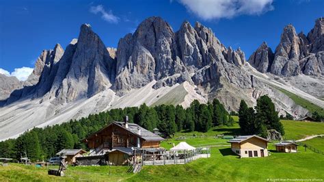 South Tyrol Grapples With Mass Tourism Dw 05092023