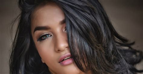 Siva Aprilia Hot Photoshoot Model Indonesia My Diary Private Sex