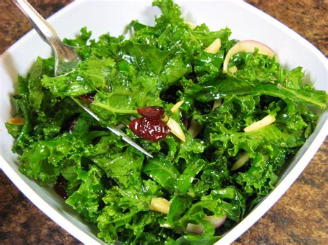 The Well Fed Newlyweds Raw Kale Salad With Almonds And Cranberries