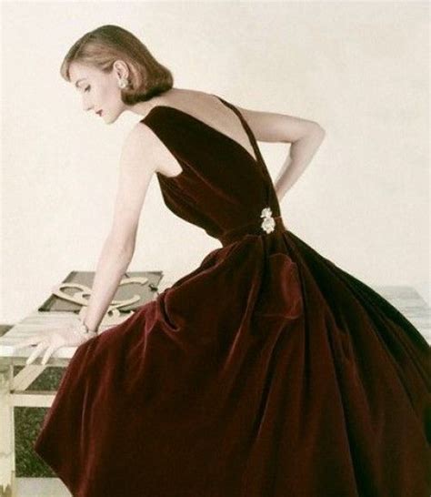 Evelyn Tripp In A Velvet Gown For Vogue 1955 Vintage Dress Show