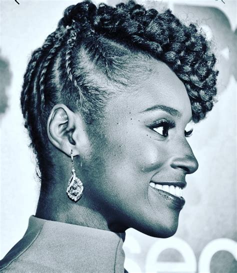 10 Times Insecures Issa Rae Slayed The Natural Hair Game Natural