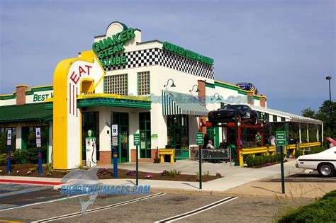 Splash car wash & lube offers many oil brands to suit your budget and vehicle requirements. Sharkey Images | QUAKER STEAK & LUBE CAR SHOW
