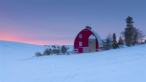 Snowy Red Barn Desktop Wallpaper Wallpapersafari