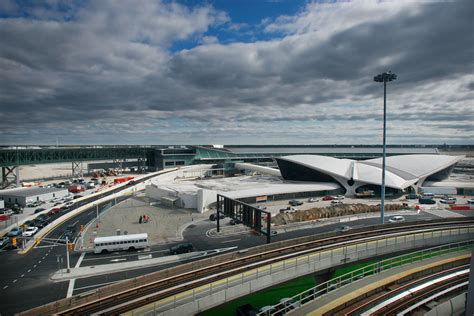 Security Breach Allows Unchecked Passengers On Flights At Jfk