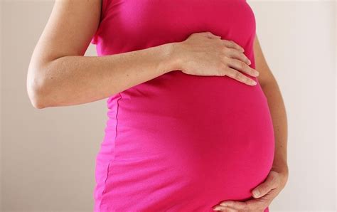 Teenage Pregnancy In Uk Falls Again To Record New Low Metro News
