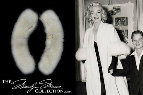 Marilyn Monroe S Personal White Fox Fur Cuffs Collectors Weekly
