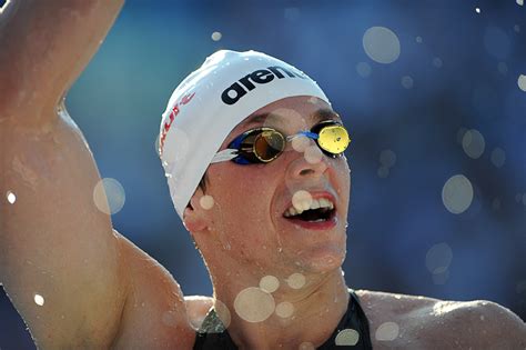 Camelia potec is a female romanian swimmer, who won the gold medal in the women's 200 m freestyle at the 2004 summer olympics. Swimming: the 13th FINA World Championships 2009 in Rome ...