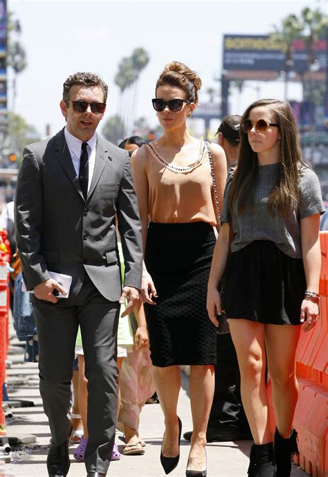 While the two have remained friends, they've also moved on. Kate Beckinsale y Michael Sheen celebran el día de la ...