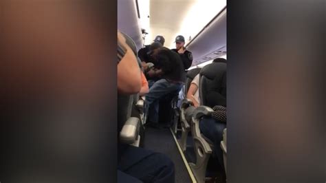 Video Shows A Passenger Forcibly Dragged Off A United Airlines Plane YouTube
