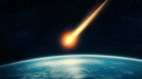 Meteor Shoots Across Hunters Sky Hit Network