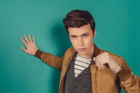 Nick Robinson Found The Role Of A Lifetime In Love Simon Gq