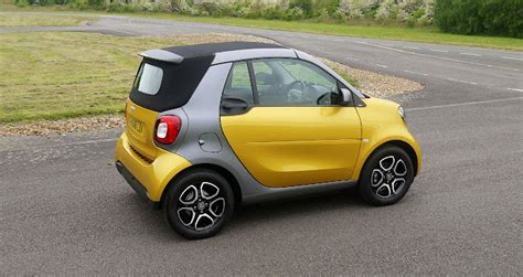 Cute Cabrio Open Topped Smart Fortwo Reviewed