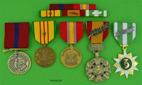 Marine Corps Vietnam 5 Medals And Mounted Ribbon Bar 1 Campaign Star
