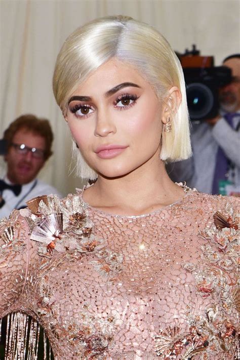 Everyone You Know Now Has A Bob Haircut Kylie Jenner Haircut Kylie