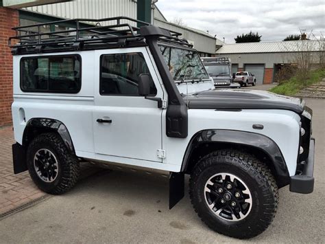 Finished in yulong white metallic with full ebony windsor leather interior. Used Yulong White Land Rover Defender for Sale ...