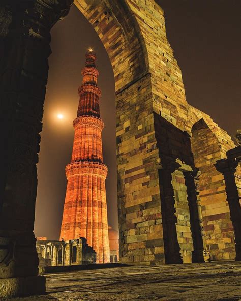 Qutub Minar In Delhi India At Night Travel Photography Travel
