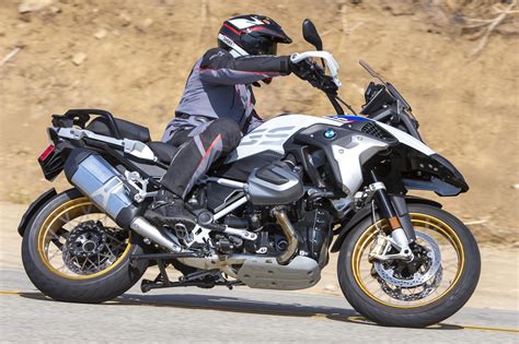 The 2020 bmw r 1250 gs is an adventure touring motorcycle with comfortable ergonomics and strong power. 2021 Bmw Gs 1250 - Car Wallpaper