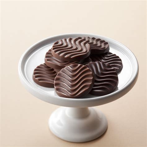 Buy Pure Chocolate Online Luxury Chocolate By Royce India Royce