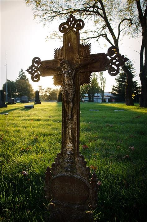 Metal Cross For Headstone Cemetery Monuments Cemetery Statues