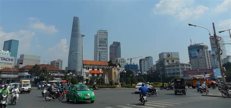 Saigon's guide to restaurants, street food, news, bars, culture, events, history, activities, things to do, music & nightlife. Fájl:Saigon, vietnam...JPG - Wikipédia