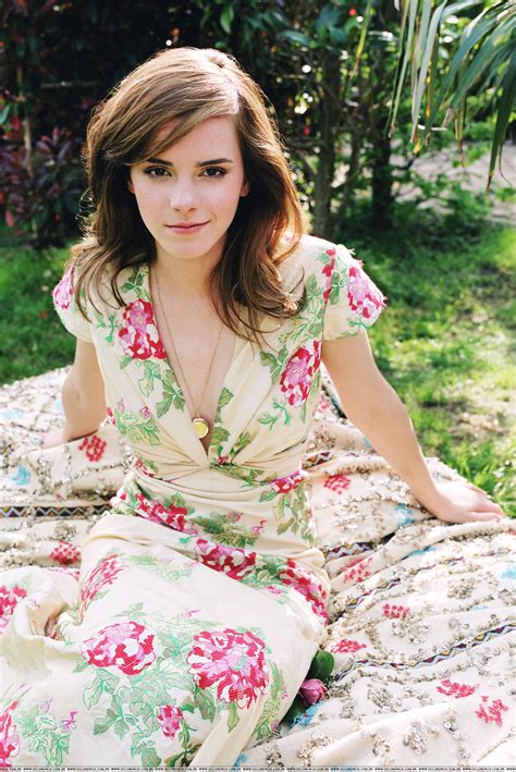 Floral • Remmawatson Emma Watson Style Emma Watson Beautiful Emma Watson