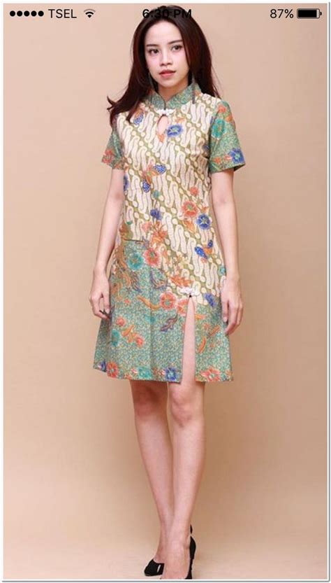 Baju batik atasan kombinasi memang sedang digandrungi oleh kawula muda dewasa ini. 10 Model Baju Batik Casual Untuk Remaja Perempuan Terbaru