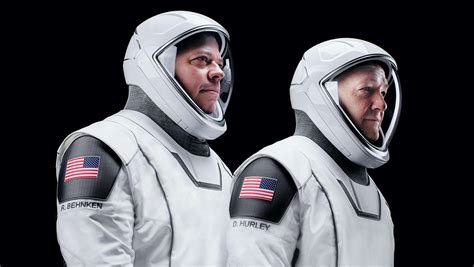 Spacex Crew Dragon Space Suit ‘lab Behind The Scenes Syfy Wire