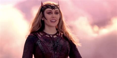 9 Things That Prove Scarlet Witch Isnt Dead