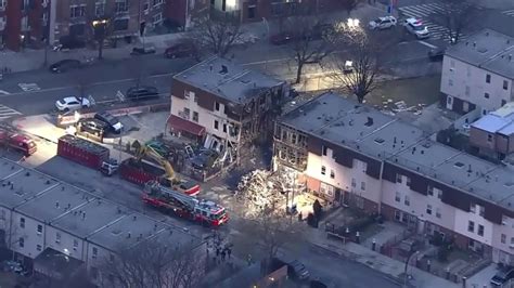 1 Killed 8 Hurt As Suspected Gas Explosion Hits Bronx Home Boston