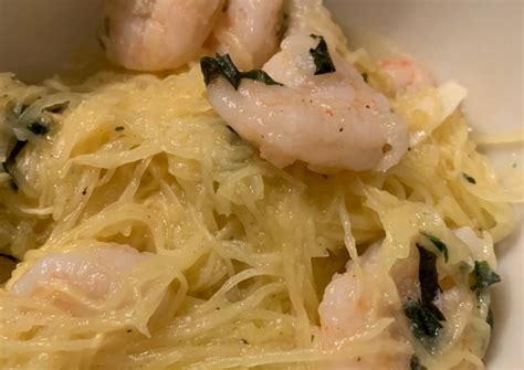 Spaghetti With Zucchini And Shrimps