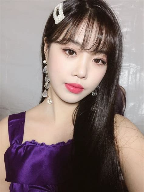 Just thought you should know when did you learn how to flirt? : LOOK: Aespa's Backup Dancer Looks Just Like (G)I-DLE ...