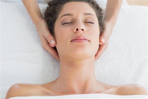 Premium Photo Woman Receiving Massage In Health Spa