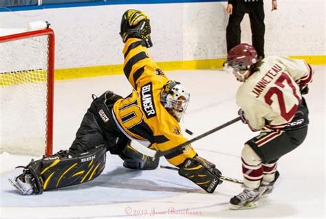 The club's official name is **le club de hockey canadien**. Hockey sur glace : Gardien canadien cherche club - LHJMQ ...