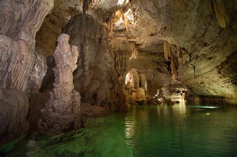 Freight north and middle europe (germany, north of yes, the water has circulated to the background to prevent any sources of decomposition forming. This Rare Occurrence In A Texas Cave Is Incredibly Beautiful