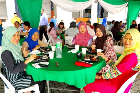 Missed out on recommend.my's 2017 raya open house? Hari Raya Open House 2017 | Hiro Food