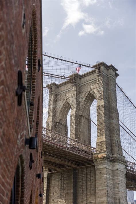 Brick Wall Buildings And Manhattan Bridge In Brooklyn New York C Stock