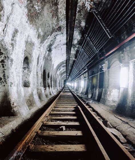 Tunnel Souterrain Et Le Chemin De Fer à New York City états Unis
