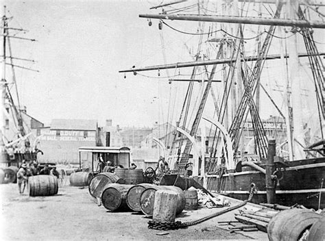 New Bedford Whaling Activity Old Sailing Ships New Bedford Sailing