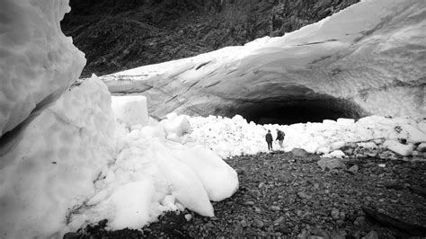 Seattle Area Ice Cave Collapses Outside Online