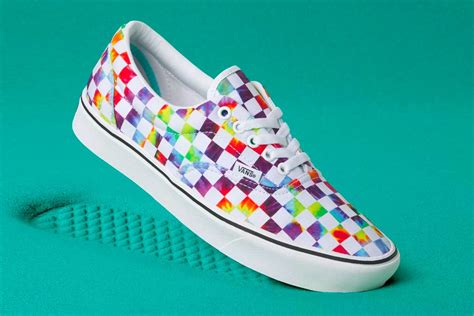 Vans Goes Tie Dye With Comfycush Era And Old Skool Planet Of The Sanquon