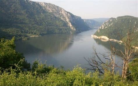Mehedinţi Cele Mai Bune Locuri De Pescuit Pe Dunăre Patria Somnilor