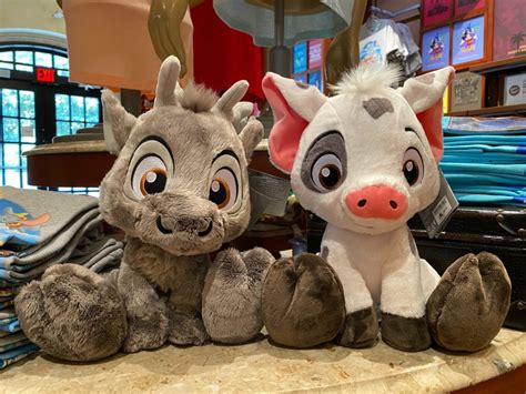 PHOTOS New Sven And Pua Plush Big Feet Plush Arrive At Walt Disney
