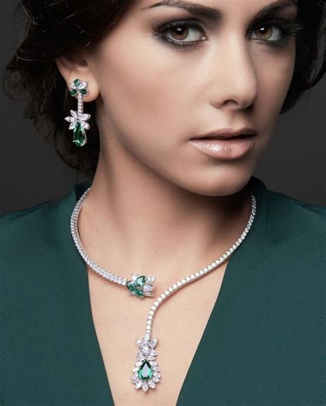 Pin By Miran Ercik On H Zl Kaydedilenler In Beautiful Jewelry