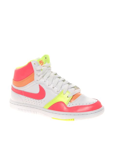 Nike Wmns Court Force High 靴 スニーカー