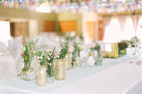 20 Diy Glitter Wedding Theme Ideas And Inspiration