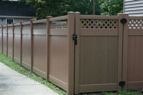 Suncast 4 freestanding wicker resin reversible outdoor panel screen enclosure, brown. PVC / Vinyl Fence - Coastal Fence