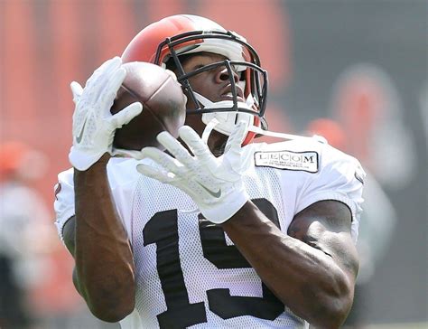 Browns Corey Coleman On His Broken Hand I M Going To Be Back Healthy And Fullspeed