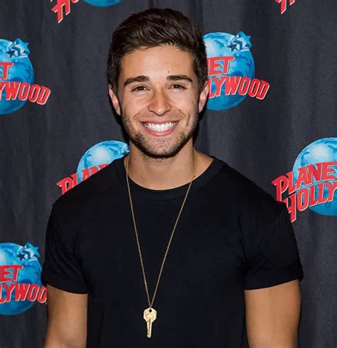 Jake Miller Is Not Gay Girlfriend Guy But Single How