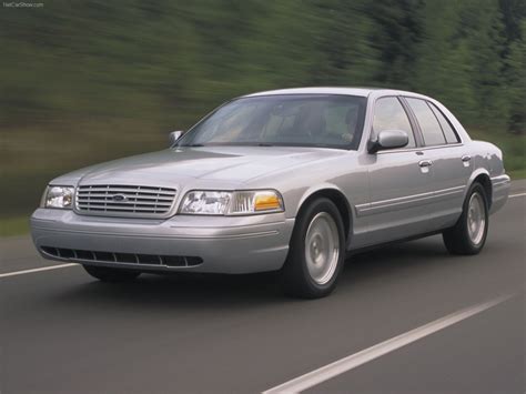 Because of all the bulbous ford crown victoria police interceptors built for the 1992 through 2011 model years, we tend to think of the crown vic today as a police car or taxi that resembles the big brother of the early taurus. Last Ford Crown Victoria built sent to Saudi Arabia ...